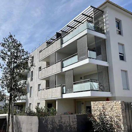 Bright And Spacious In Saint-raphael Apartment *