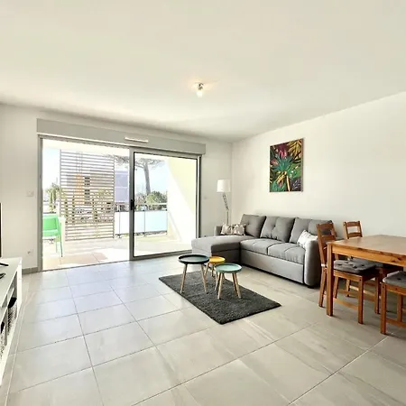 Apartment Bright And Spacious In Saint-raphael Saint-Raphaël